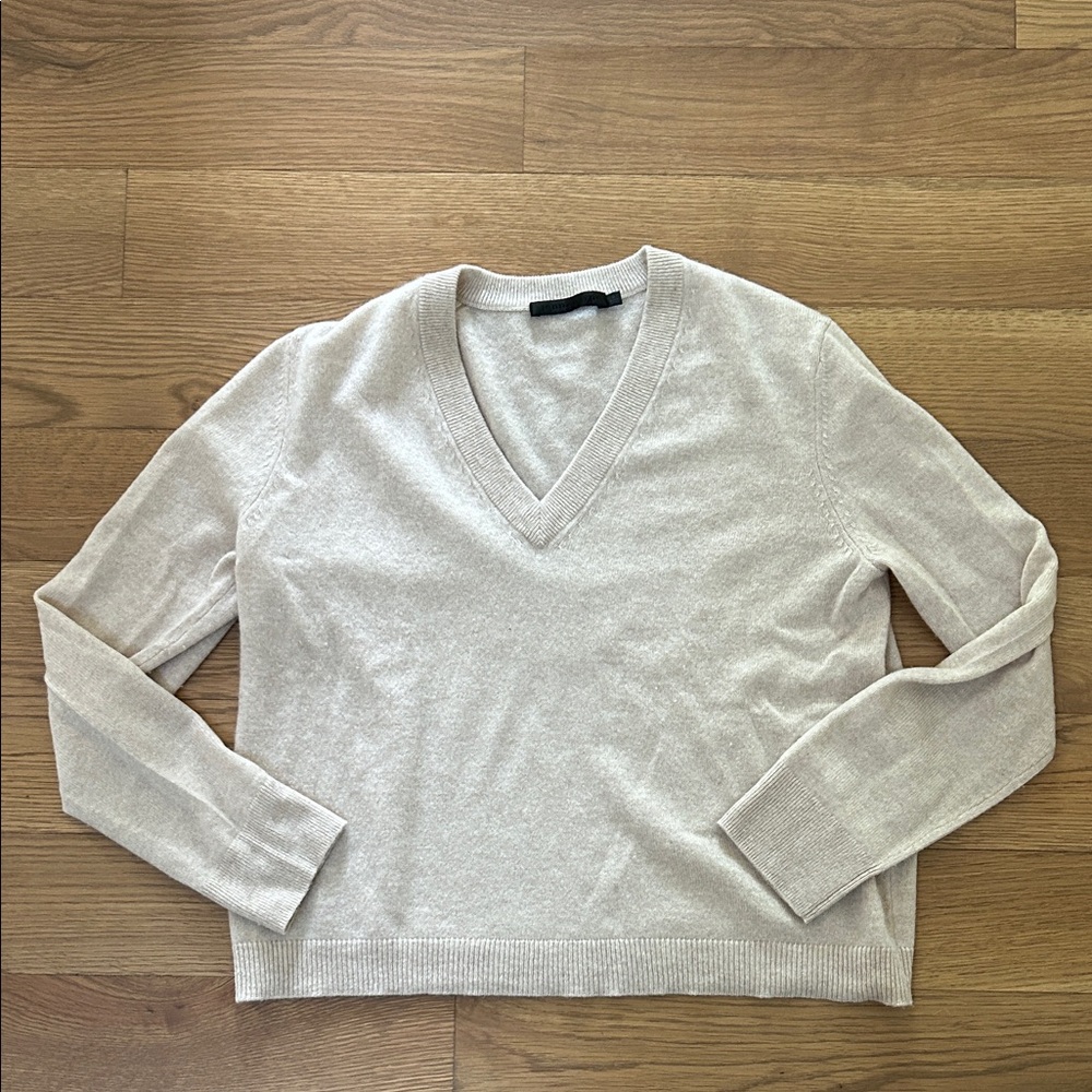 Jenni Kayne beige all cashmere v neck sweater size s small
